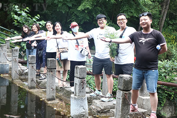 處無(wú)為之事,行不言之教 處無(wú)為之事,行不言之教