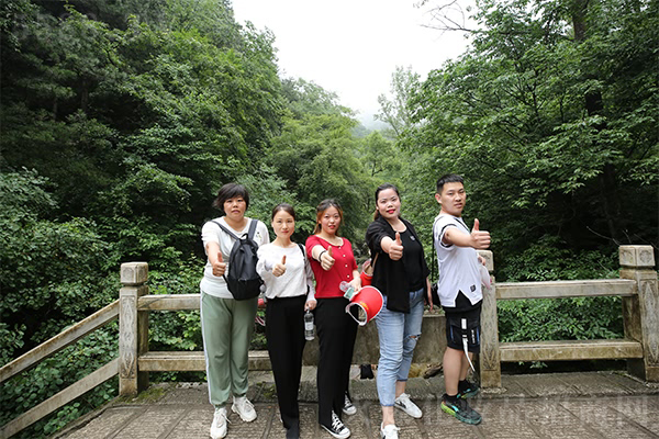 暢游老君山，學(xué)習(xí)《道德經(jīng)》